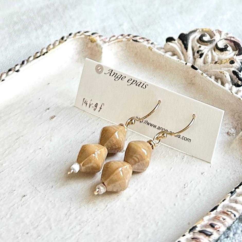 14kgfフランスヴィンテージビーズの一粒ピアス・落花生 | 5枚目