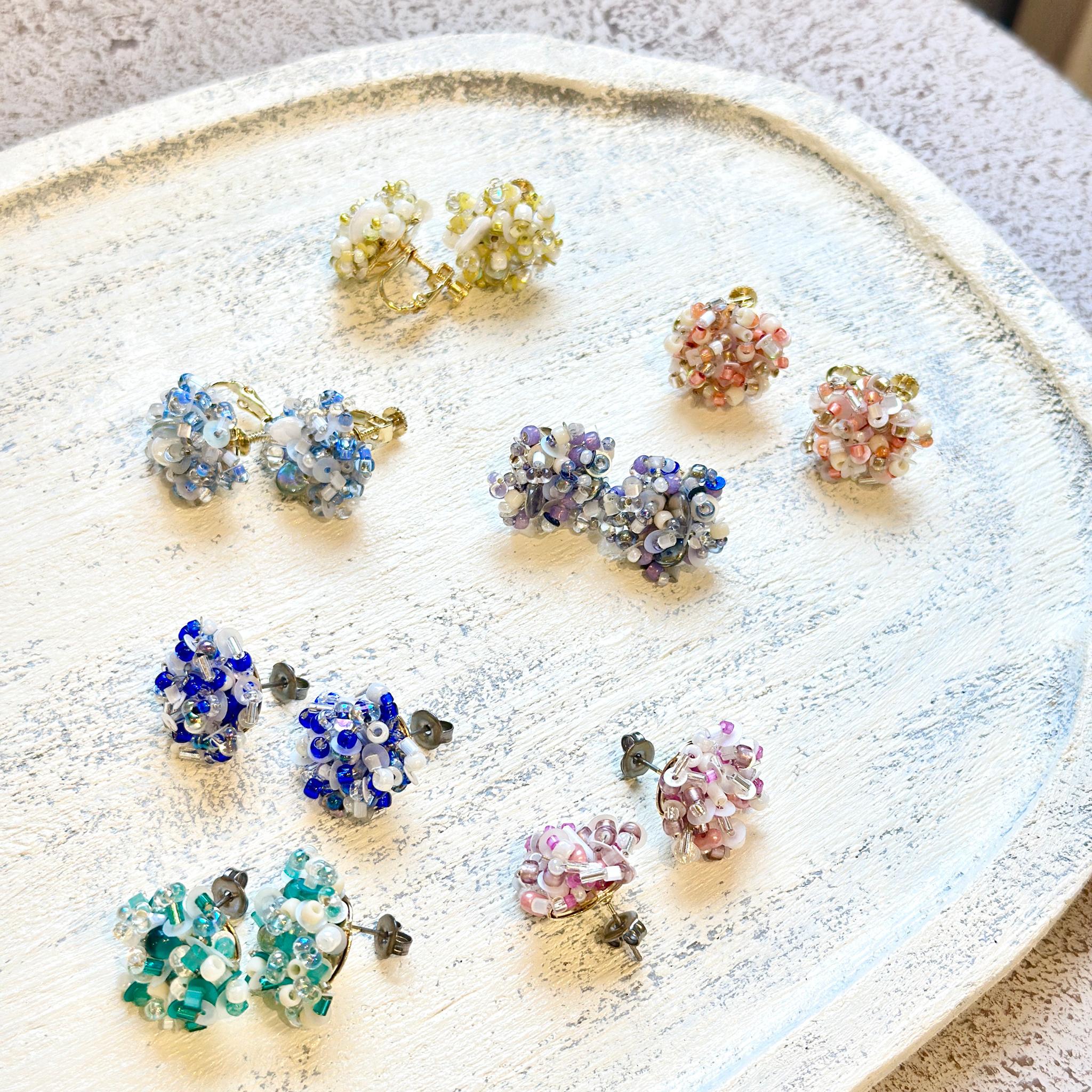 sucreビーズ耳飾り・ホワイト&クリア（ピアス・イヤリング） | 7枚目