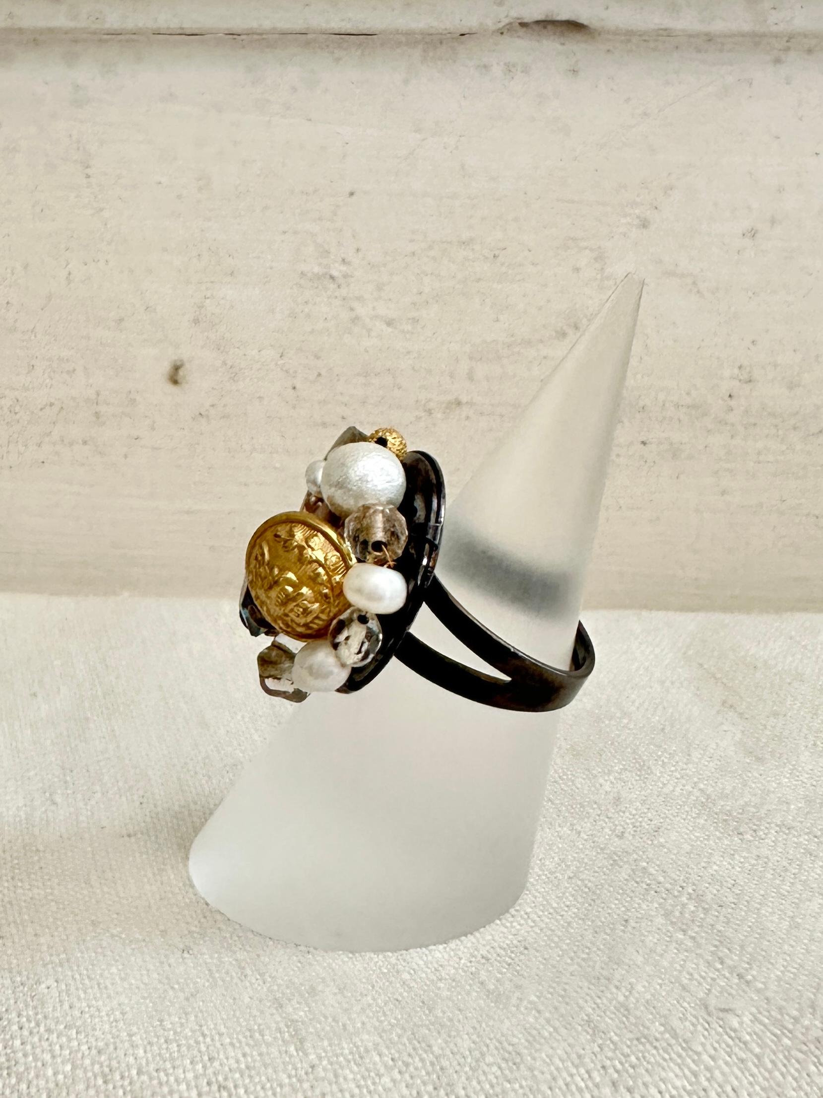 アンティークパーツのデコラティブリング・ブラックネイビー | 5枚目