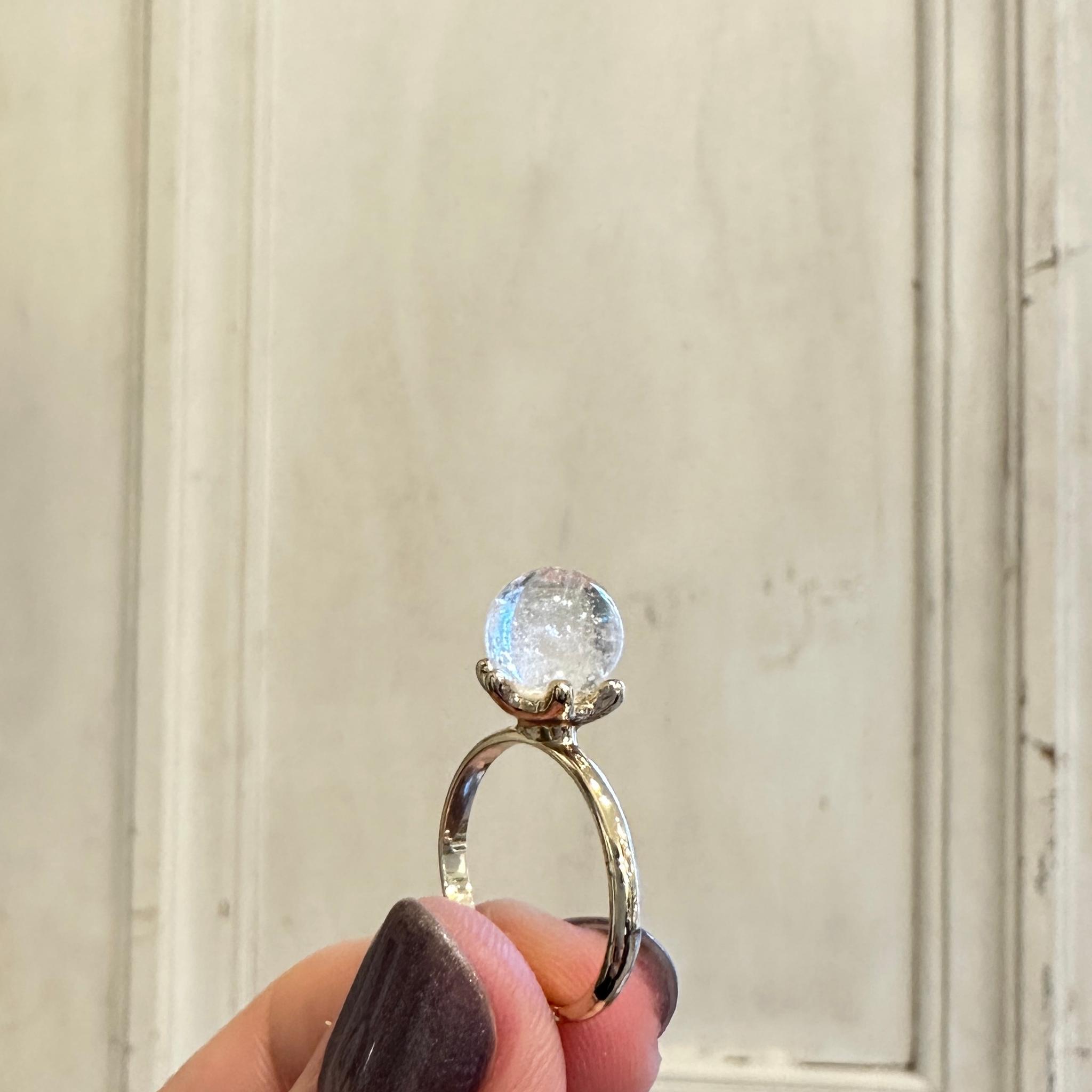 アイスクラウン・ハンドメイドガラスのリング | 3枚目