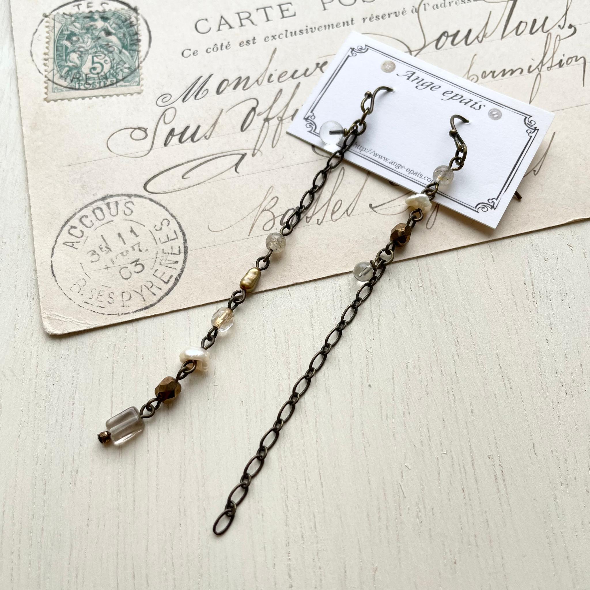 ガラスと天然石のアシメトリーロング耳かざり(ピアス・イヤリング) | 8枚目