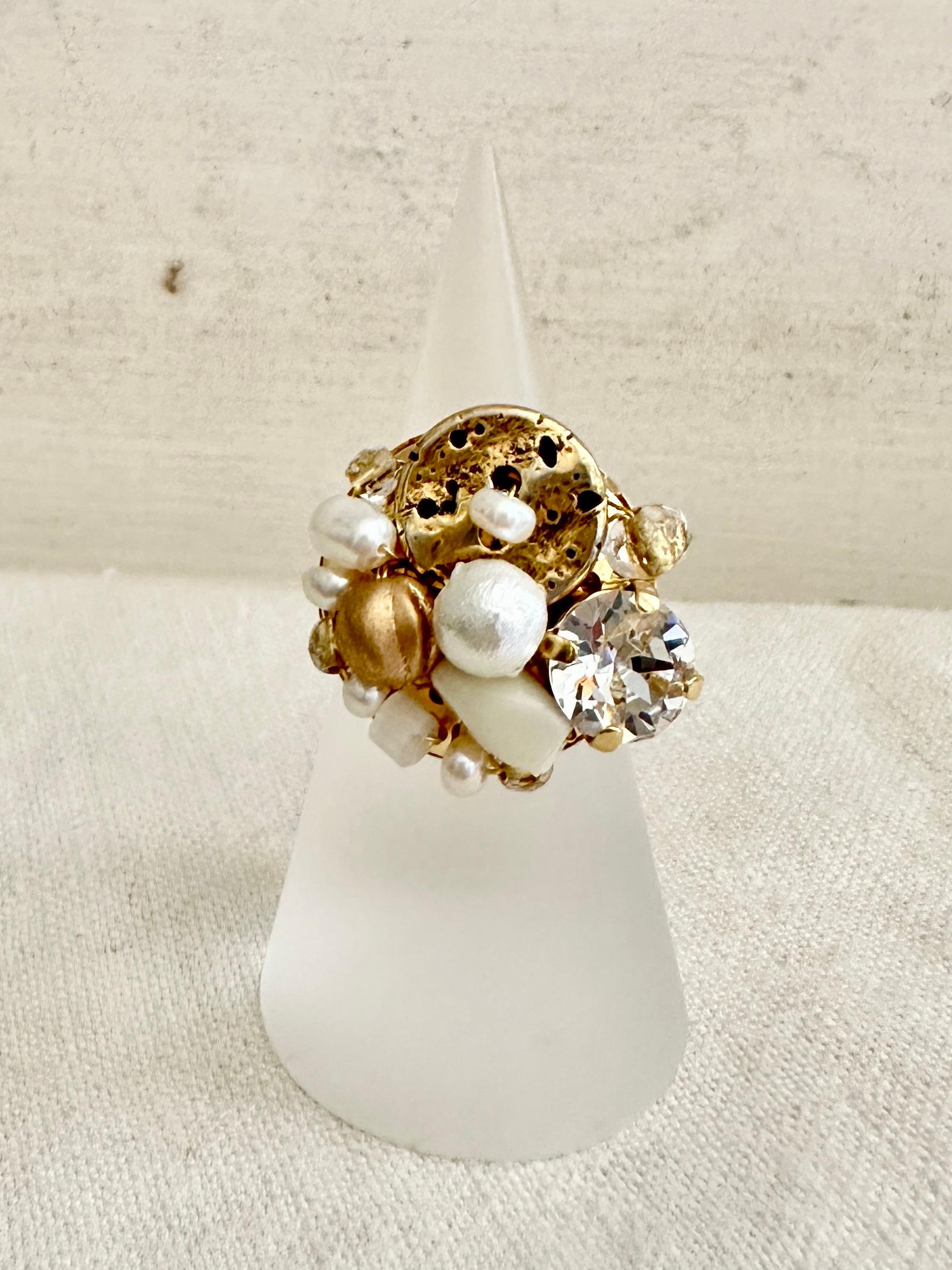 アンティークパーツのデコラティブリング・ゴールド | 7枚目